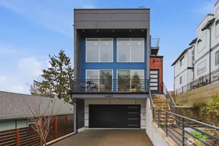4726 S Juneau St, Seattle, WA 98118 - Photo 1