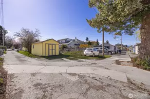 2739 Sunset Dr, Bellingham, WA 98225 - Photo 34