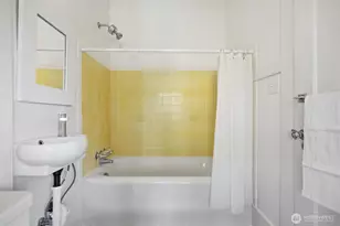 2739 Sunset Dr, Bellingham, WA 98225 - Photo 24