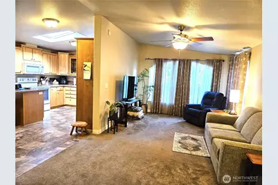 4515 176th Street SW #1, Lynnwood, WA 98037 - Photo 4
