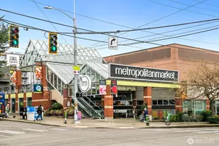 522 W Mercer Pl, Seattle, WA 98119 - Photo 18