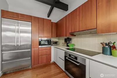 17825 NE 9th Street, Bellevue, WA 98008 - Photo 12