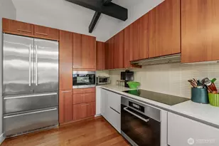 17825 NE 9th St, Bellevue, WA 98008 - Photo 12