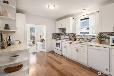 5115 S Roxbury Street, Seattle, WA 98118 - Photo 10