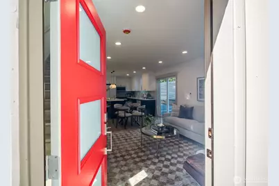 2935 39th Avenue SW, Seattle, WA 98116 - Photo 22