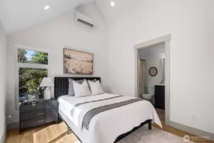 2935 39th Ave SW, Seattle, WA 98116 - Photo 20