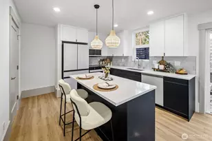 2935 39th Ave SW, Seattle, WA 98116 - Photo 8