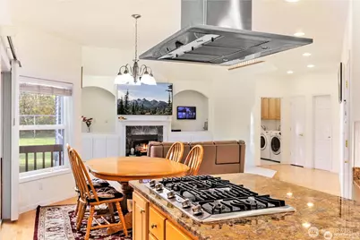 8502 152 Street SE, Snohomish, WA 98296 - Photo 10