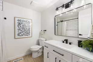 19810 32nd Ave SE, Bothell, WA 98012 - Photo 14