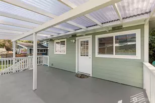 27830 Manzanita Beach Rd SW, Vashon, WA 98070 - Photo 4