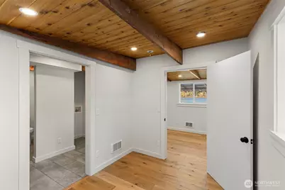 27830 Manzanita Beach Road SW, Vashon, WA 98070 - Photo 20