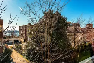 21 W Comstock St, Seattle, WA 98119 - Photo 20