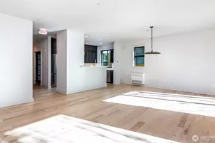 21 W Comstock St, Seattle, WA 98119 - Photo 6