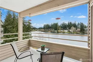 19524 Echo Lake Pl N, Edmonds, WA 98133 - Photo 2