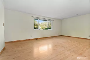 2202 Mill Ave, Bellingham, WA 98225 - Photo 4