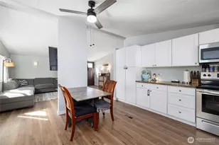 212 Gibson St, Sedro Woolley, WA 98284 - Photo 8