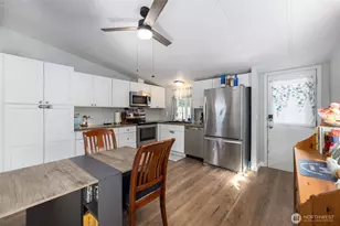 212 Gibson St, Sedro Woolley, WA 98284 - Photo 4