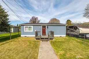 212 Gibson St, Sedro Woolley, WA 98284 - Photo 2