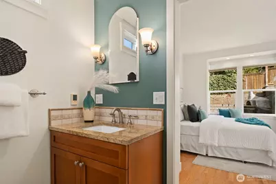 1826 31st Avenue, Seattle, WA 98122 - Photo 18