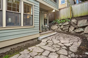 1406 N 38th St, Seattle, WA 98103 - Photo 30