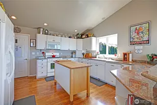 269 Burke Dr, Camano Island, WA 98282 - Photo 18