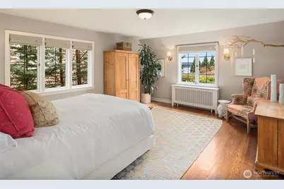 115 Dorffel Drive E, Seattle, WA 98112 - Photo 28