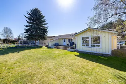 8252 Cowichan Road, Blaine, WA 98230 - Photo 26