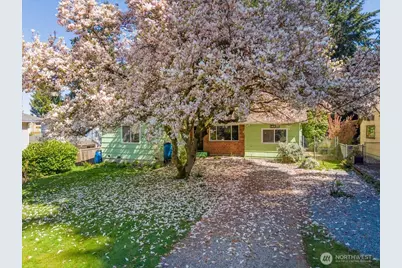 14828 Ashworth Avenue N, Seattle, WA 98117 - Photo 26