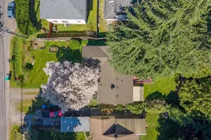 14828 Ashworth Ave N, Seattle, WA 98117 - Photo 40