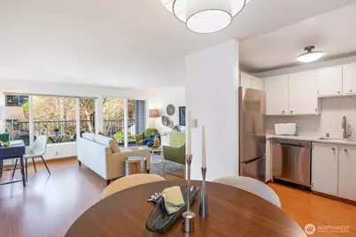 308 Summit Avenue E #203, Seattle, WA 98102 - Photo 1