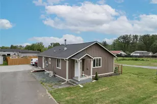 1003 N Fruitdale Rd, Sedro Woolley, WA 98284 - Photo 1