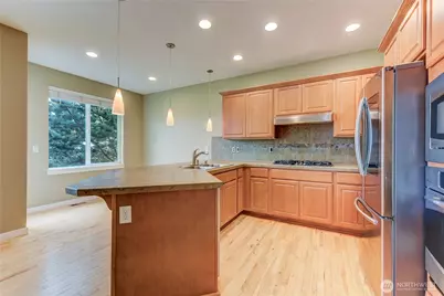 1765 9th Court NE, Issaquah, WA 98029 - Photo 6