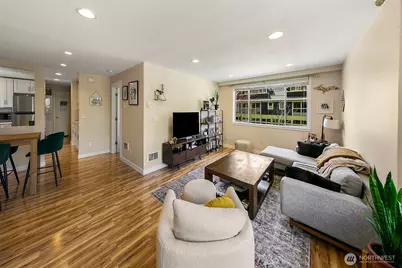 1201 E Denny Way, Seattle, WA 98122 - Photo 14
