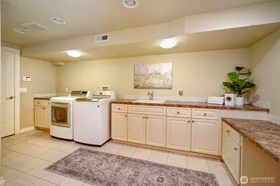 6145 93rd Avenue SE, Mercer Island, WA 98040 - Photo 30