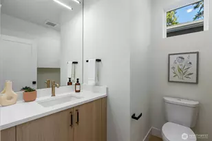 11013 Goodwin Way NE, Seattle, WA 98125 - Photo 8