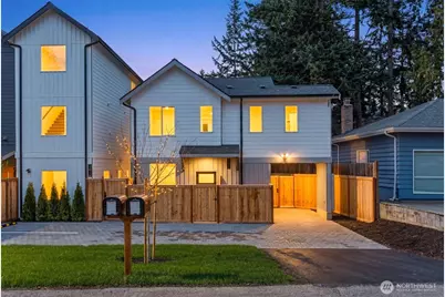 11013 Goodwin Way NE, Seattle, WA 98125 - Photo 1