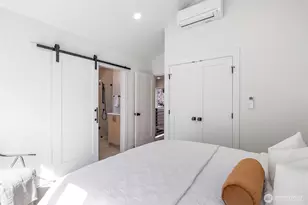 11013 Goodwin Way NE, Seattle, WA 98125 - Photo 10