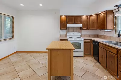 13648 28th Place S, SeaTac, WA 98168 - Photo 8