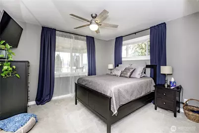 215 SW 183rd Street, Normandy Park, WA 98166 - Photo 14