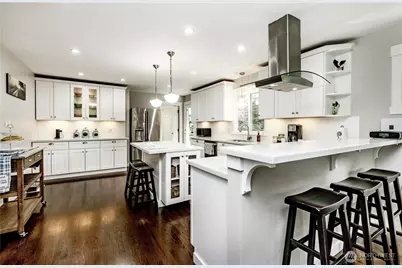 215 SW 183rd Street, Normandy Park, WA 98166 - Photo 6