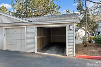 12122 NE 171st Place #D201, Bothell, WA 98011 - Photo 32