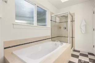 10729 23rd Ave NE, Seattle, WA 98125 - Photo 28