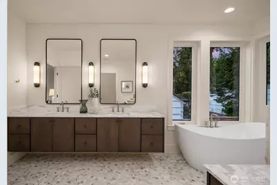 1027 McGilvra Boulevard E, Seattle, WA 98112 - Photo 22