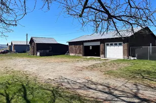 59 Hendrick Loop Rd, Omak, WA 98841 - Photo 2