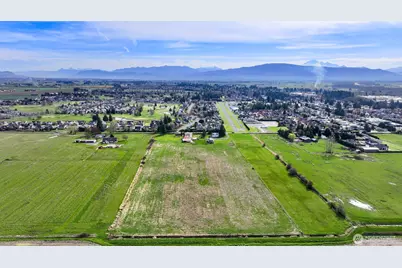 8683 Benson Road, Lynden, WA 98264 - Photo 6