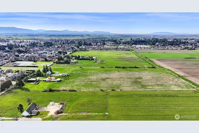 8683 Benson Road, Lynden, WA 98264 - Photo 4
