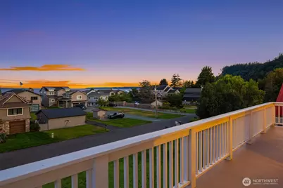 1943 Shore Avenue, Freeland, WA 98249 - Photo 12