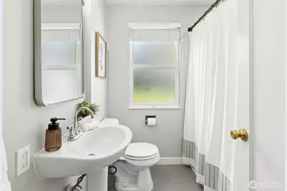 3919 Midvale Avenue N, Seattle, WA 98103 - Photo 22