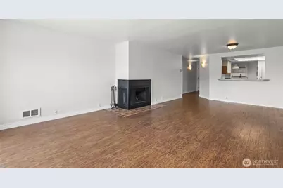 500 W Roy Street #W103, Seattle, WA 98119 - Photo 8