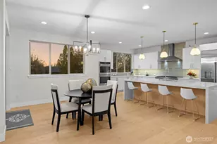 12301 NE 107th St, Kirkland, WA 98033 - Photo 8